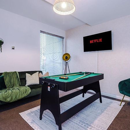 Villa Rest&Recharge At A Spacious Townhouse By The Etihad à Manchester Extérieur photo