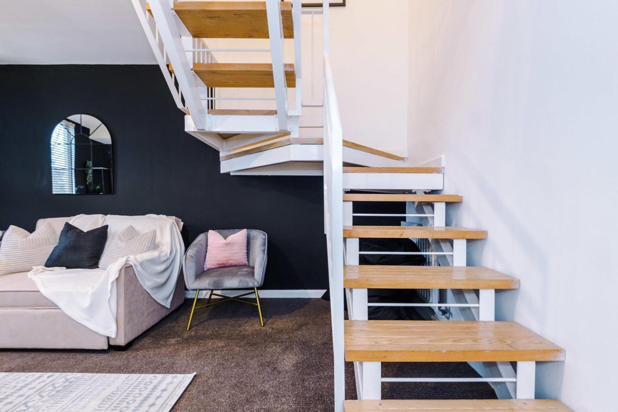 Villa Rest&Recharge At A Spacious Townhouse By The Etihad à Manchester Extérieur photo
